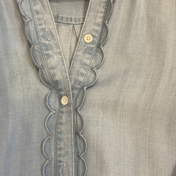 Frame chambray button up - Picture 4 of 6